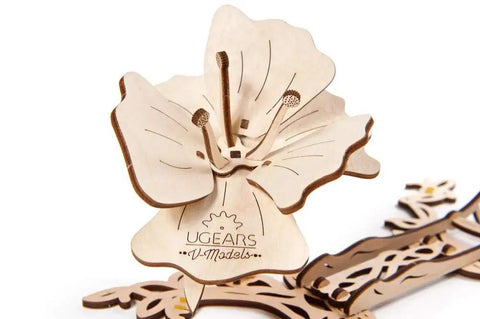 Wooden 3D Butterfly Puzzle Construction Set, Interlocking Mechanical Model With Clicking Assembly, Durable Craft Kit For Kids And Adults, Includes Illustrated Tutorial In 11 Languages And Fascinating Gear Motion.