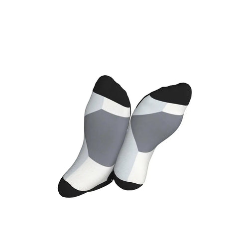 Fresh Black And White Grid Pattern Ankle And Crew Socks Men Women Unisex Athletic Daily Workout Breathable Polyester Blend, socks displayed from side.