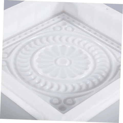 Close-up of white Concrete Stepping Stone Paver Mold 37x37x6.5 Cm Reusable Cement Mold For Patio Garden Lawn Pathway