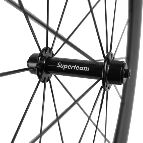 Close-up of hub and spokes on 50mm Carbon Clincher Wheelset For 700c Road Bikes With Silver Decal Dope Aero Performance UCI Approved EN Tested