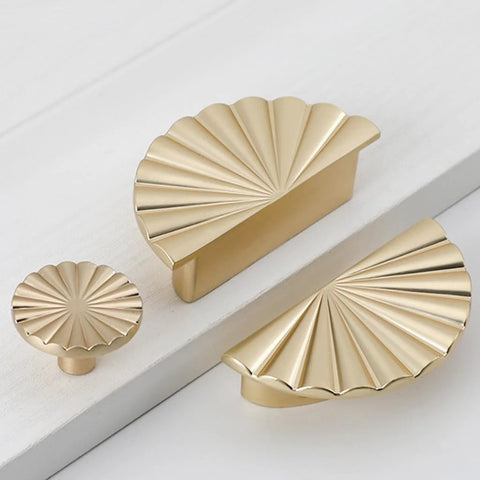 Semicircle Sunflower Cabinet Pulls In Brushed Gold Finish 6 Pack Durable Zinc Alloy Drawer Handles Knobs For Kitchen
