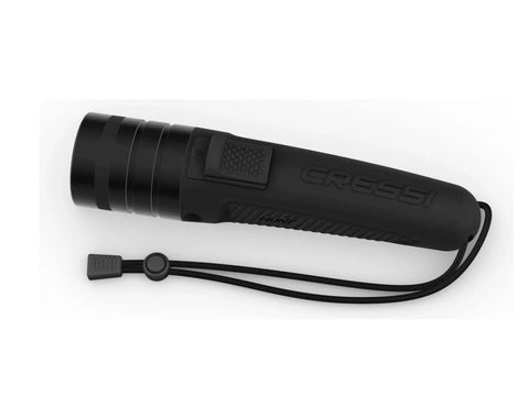 Go To Spearfishing Underwater Flashlight 1600 Lumens Hunt Torch With Ergonomic Anti Slip Grip 290m Reach In Air Italian Designed