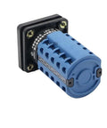 Universal 3 Position On Off Change Over Switch 32A 63A 125A With Five Joint Reversing Switch Two To Three Gear Operation And Quick Activation No Nonsense Ergonomic Buttons For Fast Machinery Stop And Redundant Safe Cutoff In Industrial Equipment. Blue industrial rotary switch, front view, plastic housing