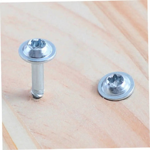 Pocket Hole Screws Self Tapping Torx T20 Coarse Thread Wood Screws 1 1 4 Inch 32mm Silver 100 Pack in wood surface