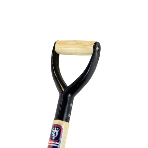 Heavy Duty Digging Fork With Forged Carbon Steel Tines, professional-grade, wooden D-grip handle detail.