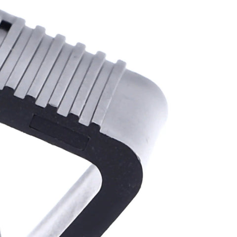 Close-up of plastic edge of 8 Patio Sofa Clips For Outdoor Furniture Connectors For Rattan And Wicker Sectional Modules Heavy Duty Fasteners For Patio Garden Easy No Tool Installation Prevent Movement Indoor Or Outdoor Use 4.3cm.