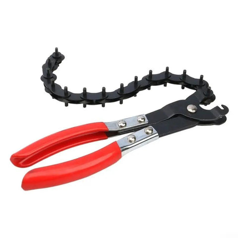 Beast Of A Heavy Duty Pipe Cutter Tool For Copper Aluminum PVC And Iron Pipes With Wide Cutting Range 19Mm To 76Mm And Efficient Blade Design Plus Non Slip Handle For Easy Smooth And Rust Resistant Cuts. Red-handled pipe cutter with chain blade