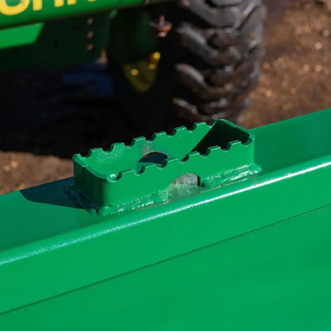 Close-up of reinforced gusset on 5 Foot Dirt Bucket Attachment For Tractors That Fits John Deere Hook And Pin Tractors