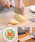 Haofy stainless steel potato crinkle-cut slicer knife with a wavy blade for potatoes and other vegetables
