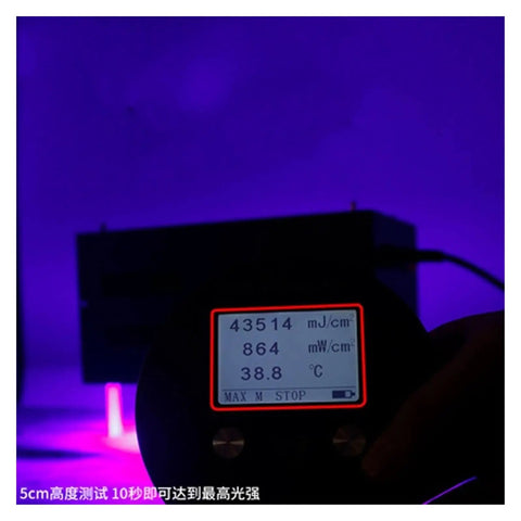 Measurement display of Heavy Duty Badass 5000W Led Uv Curing Lamp 365Nm Black Light Ultraviolet Dryer for resin.