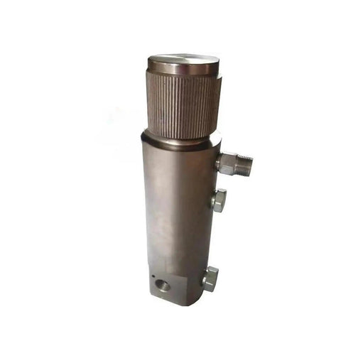 Straight Shooting Fluid Filter Manifold 15E284 For Airless Paint Sprayer 5900 7900 featuring detailed metal design and jet pump setup.