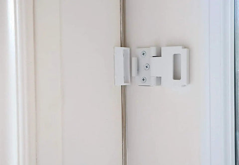 Out-Swing Door Lock For Home Security, Kidproof And Tamper-Resistant Latch With Quick Tool-Free Install, 3M Tape Or Screws, White Finish