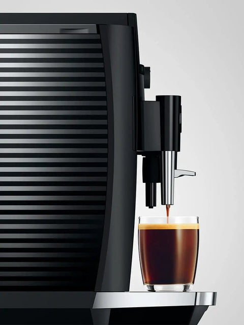 Side view of One-Touch Automatic Coffee Machine For Home Use With Five Barista Styles Including Espresso, Ristretto, Café Barista And Lungo Barista, Pulse Extraction Process, Conical Burr, Sleek Black Finish.