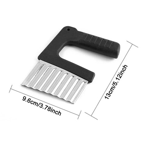 Kakalote crinkle cutter with black plastic handle and stainless steel wavy blade for potatoes, vegetables and fruits