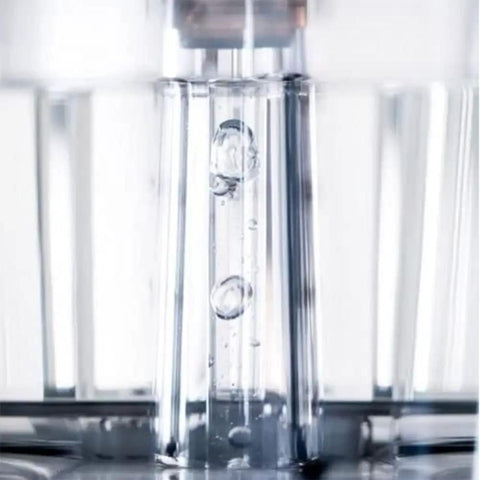 Close-up of water level display on Stainless Steel Drip Coffee Maker With Thermal Base Keeps Coffee Hot For Hours Analog Hand Brewed No Fuss Automatic Filter Coffee Machine 1.25L Clear Water Level Display Durable Home Brewer.