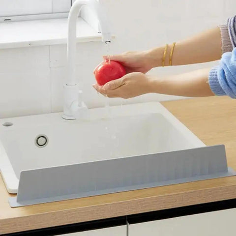 Silicone Sink Splash Guard Baffle Flaps Splashproof Shield For Kitchen Sink White Countertop Heightening Protector Easy Install