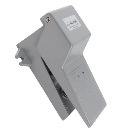 Rugged Foot Operated 2 Position 5 Way Air Control Valve with aluminum pedal for pneumatic systems in industrial machinery