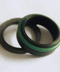 Seal assembly: green and black rubber O-rings for water jet cutting machine (front view).