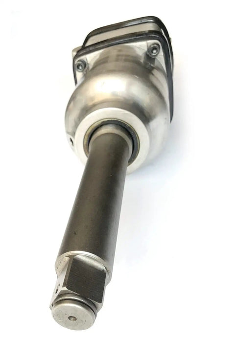 Heavy Duty 1 Inch Pneumatic Air Impact Wrench Built Like A Shop Beast Delivering Boss Level 1630 Nm Torque At 4200 Rpm With No Sweat Ergonomic Grip close-up of the drive socket.