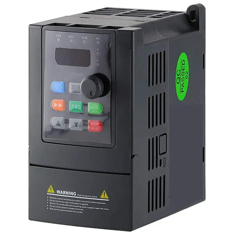 Side view of a One Phase To Three Phase VFD Converter For 220V Motors, 2HP 1.5kW Inverter with control panel and buttons