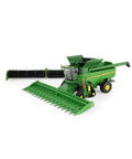 One Sixty Four Scale S780 Harvesting Combine Toy From Prestige Collection Ultra Realistic Tracked Model with dual heads