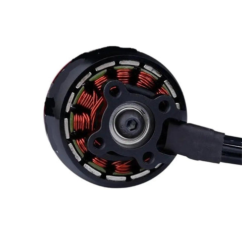 Close-up of 2814 Brushless Motor 880KV 1100KV for FPV Drone Racing, showcasing coil and mount design for quadcopters.