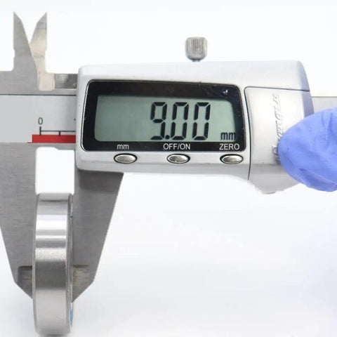 Caliper measuring 9mm width of Bike Bottom Bracket Bearing Replacement 6904 19.05 By 37 By 9 Mm Sealed 2RS Ball Bearing