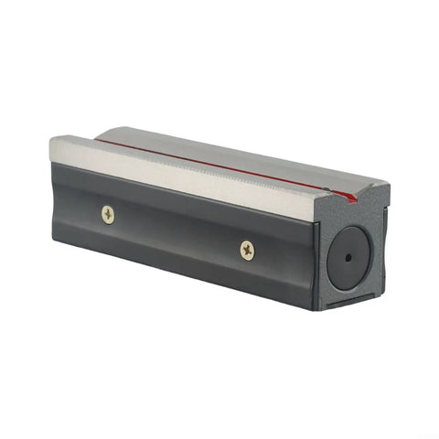 Micpointik for spirit Level, robust steel construction, precise measurement tool for professional workshops.