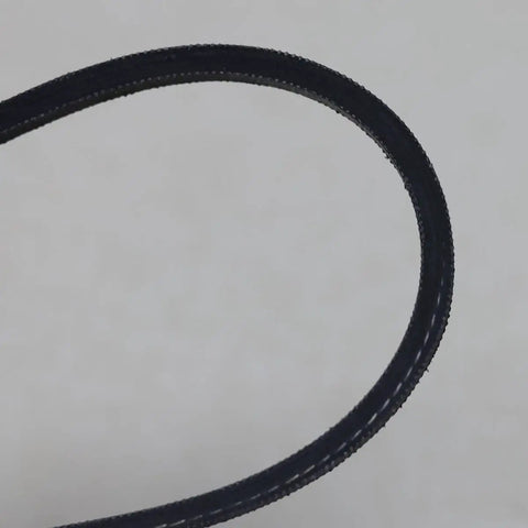 Close-up of a black rubber motor drive belt for sewing machines. Upgrade Your Vintage Singer 15-88 Sewing Machine With This Durable Motor Drive Belt.