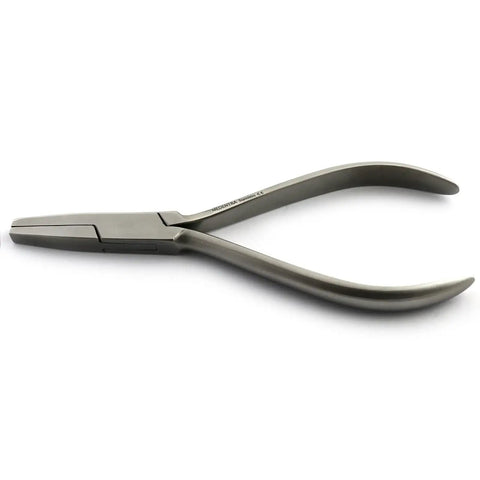 V Stop Dental Plier For Orthodontic Archwire Forming Loop Notch V Bend Tool For Braces Stainless Steel Autoclavable 14.5cm side view.