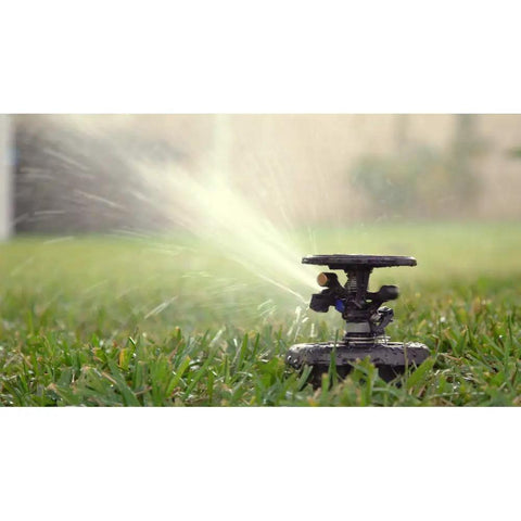 2045A Maxi-Paw Sprinkler Bundle With All 7 Nozzles Included Heavy-Duty Impact Drive For Dirty Water watering a lawn