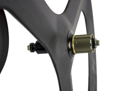 Close-up of Pro Grade Carbon Clincher Wheelset With 70mm Deep 23mm Wide Tri Spoke Design For Road Bikes Matte Finish 700C Shimano