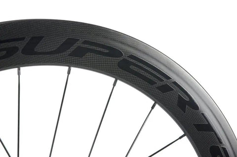 60mm Carbon Road Disc Clincher Wheelset For Fast Sprinting And Smooth Climbs 700C Rim Matte 23mm Width Center Lock Hubs