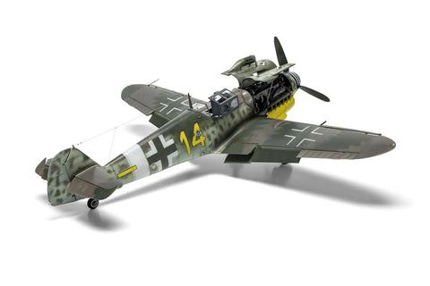 Messerschmitt Bf 109 G5 G6 1 24 Scale Model Kit With Slide Molding For Crazy Fine Engine Cowlings Fuselage Exhausts And Gun Barrels