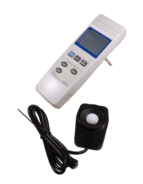 Pro Grade Light Meter for Photography and Industrial Use With Lux And Foot Candle Readings From 0 To 400000 Lux Large One And A Half Inch LCD Display With Bar Graph Over Range Alert And Low Battery Indicator For Quick Accurate Lighting Checks, white handheld unit with sensor