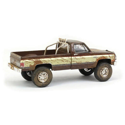GMC 1/64 Scale 1982 K-2500 Fall Guy Pickup Dirty Version From Fall Guy Stuntman Association Series 44965-F Dope Diecast Model