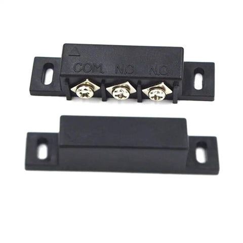 Four Pack Magnetic Reed Switch Kit For Door And Window Security Gear shown with NC/NO/COM contacts, black casing.