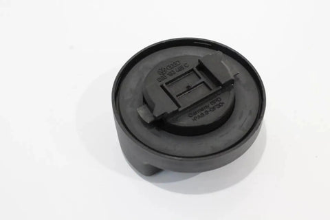 Engine Oil Filler Cap Replacement For Audi And Volkswagen Vehicles Fits 1990s Through 2018 Models Like A4 A6 Q7 Passat Jetta Beetle With OEM Style Seal And Easy Install