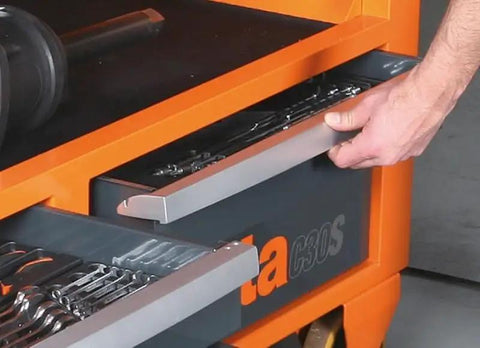Heavy Duty Rolling Tool Chest With Hydraulic Lift And Ball Bearing Drawers Heavy Hitter Workshop Cart open drawer with tools.