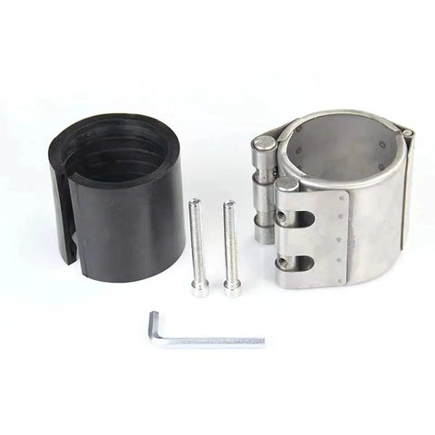 Pipe repair clamp kit with stainless steel clamp, black plastic sleeve, for 20–23 mm plastic and metal pipes; includes two bolts and hex key.
