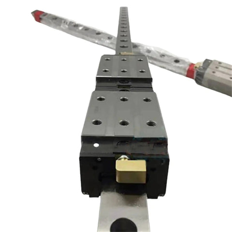 SRG25LR Linear Guide Rail Kit with carriage, showing 25mm block and rail system, ideal for CNC machines, robotics, industrial automation.