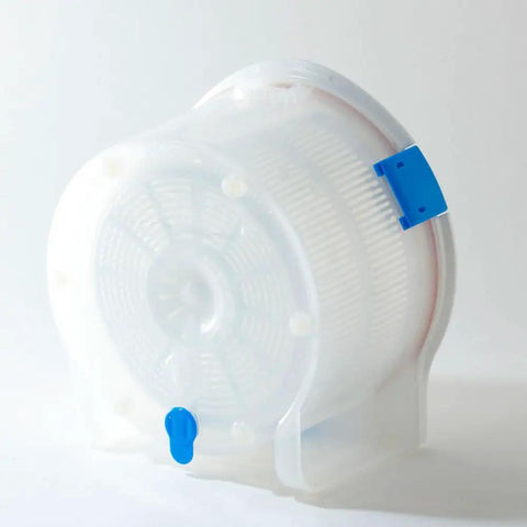 Portable Handwash Spinner Mini Washer No Electricity Needed For Tiny Loads, Easy Hand Powered Washing And Dehydration, side view