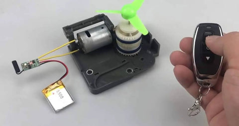 Dope Remote Control Switch Module For DC 3V To 12V Motors With Forward And Reverse Stop Mini RF Wireless Controller with 3 button remote
