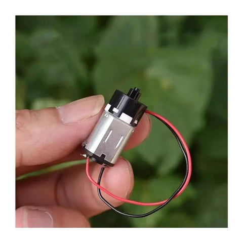 Top Rate N20 Micro Planetary Gearbox With 6 VOLT Direct Current Power Delivering A Slick 12mm Cross Shaft Cruising Chill At 117Rpm held in hand.