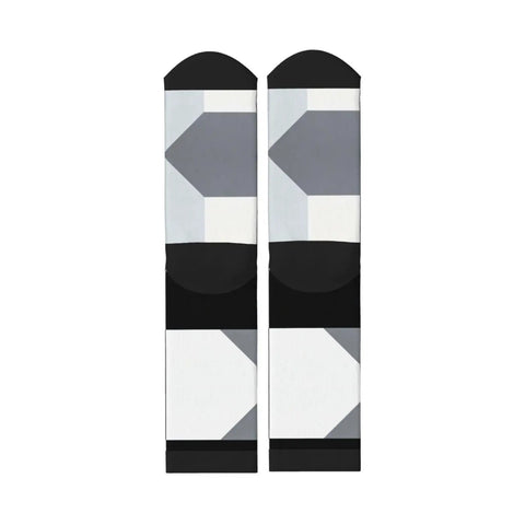 Fresh Black And White Grid Pattern Ankle And Crew Socks Men Women Unisex Athletic Daily Workout Breathable Polyester Blend.