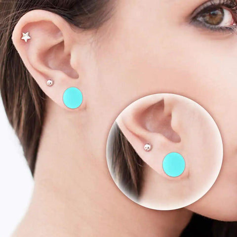 Wearing Colorful Silicone Ear Gauges Plugs Set With Double Flared Tunnels, Lightweight Flexible Ear Stretchers for Everyday Wear