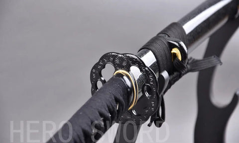 Close-up of handle and guard on Practice Katana Sword With Full Tang Aluminum Steel Blade Blunt Edge For Safe Iaido Training
