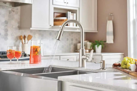 Edwyn One Handle Pulldown Kitchen Faucet With Spot Resist Stainless Finish Deck Mount 7.5 Inch Reach Pull Down Sprayer