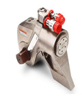 Heavy Duty Hydraulic Torque Wrench One Inch Square Drive Seven Hundred Bar Pressure Never Jam Design with rotating connector.