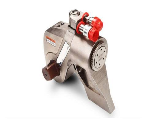 Heavy Duty Hydraulic Torque Wrench One Inch Square Drive Seven Hundred Bar Pressure Never Jam Design with rotating connector.